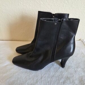 Bandolino Black Leather Square Toe Ankle Boots Kitten Heel Side Zip Womens 8M
